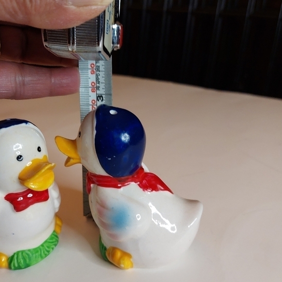 Vintage* Mid-Century Duck Salt and Pepper Shakers - Picture 7 of 7
